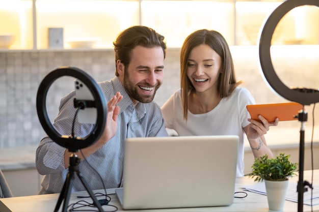 vídeo marketing B2B - ilustra├º├úo 4