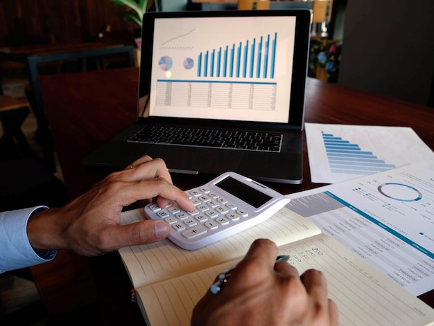 calculadora roi erp