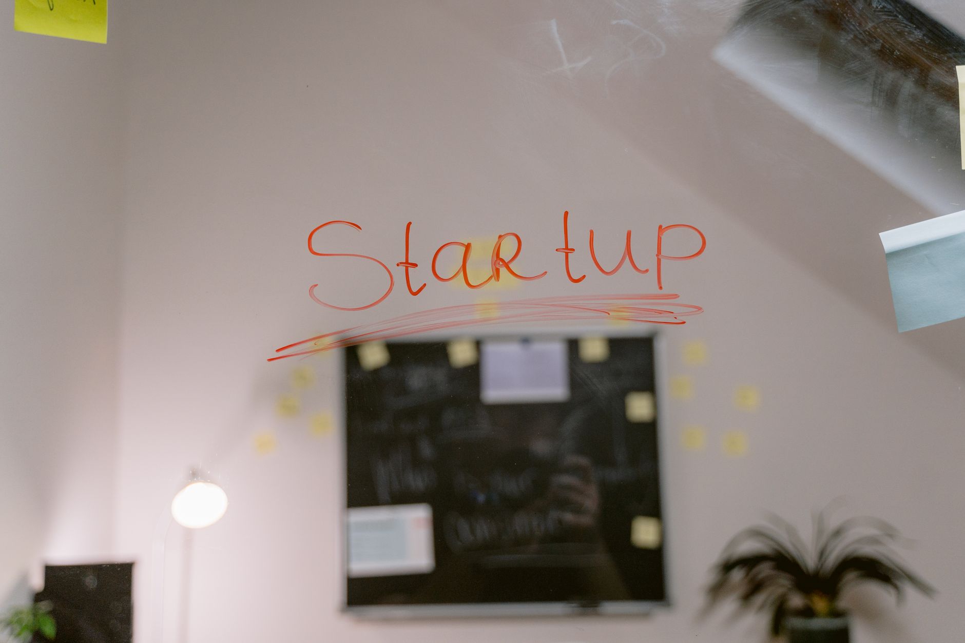 como aumentar a visibilidade de uma startup B2B