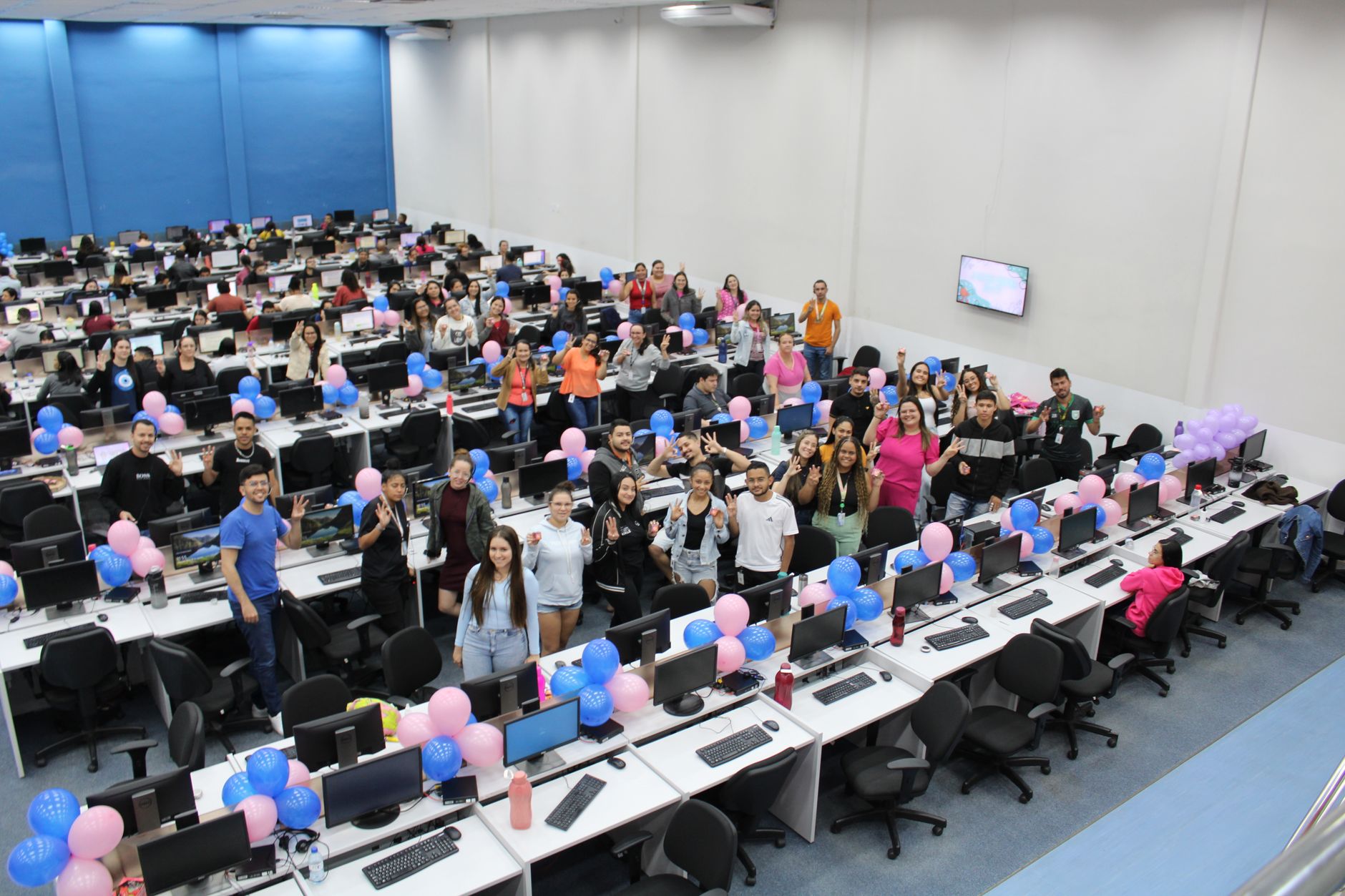 como melhorar a comunicação interna em empresas de tecnologia