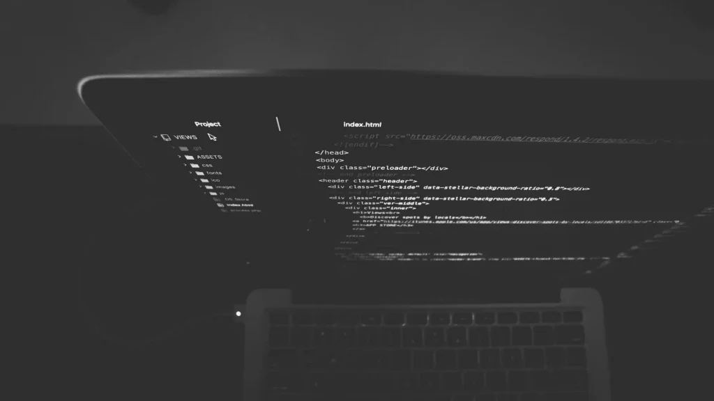 Página inicial da aplicação Views com logotipo, menu de navegação e links para download da aplicação.