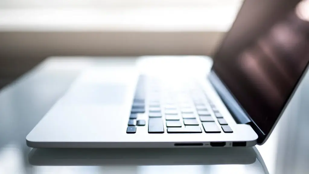 Notebook exibindo o recurso de IA do Opera em ação